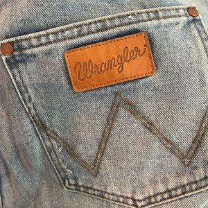 Wrangler, light wash jeans